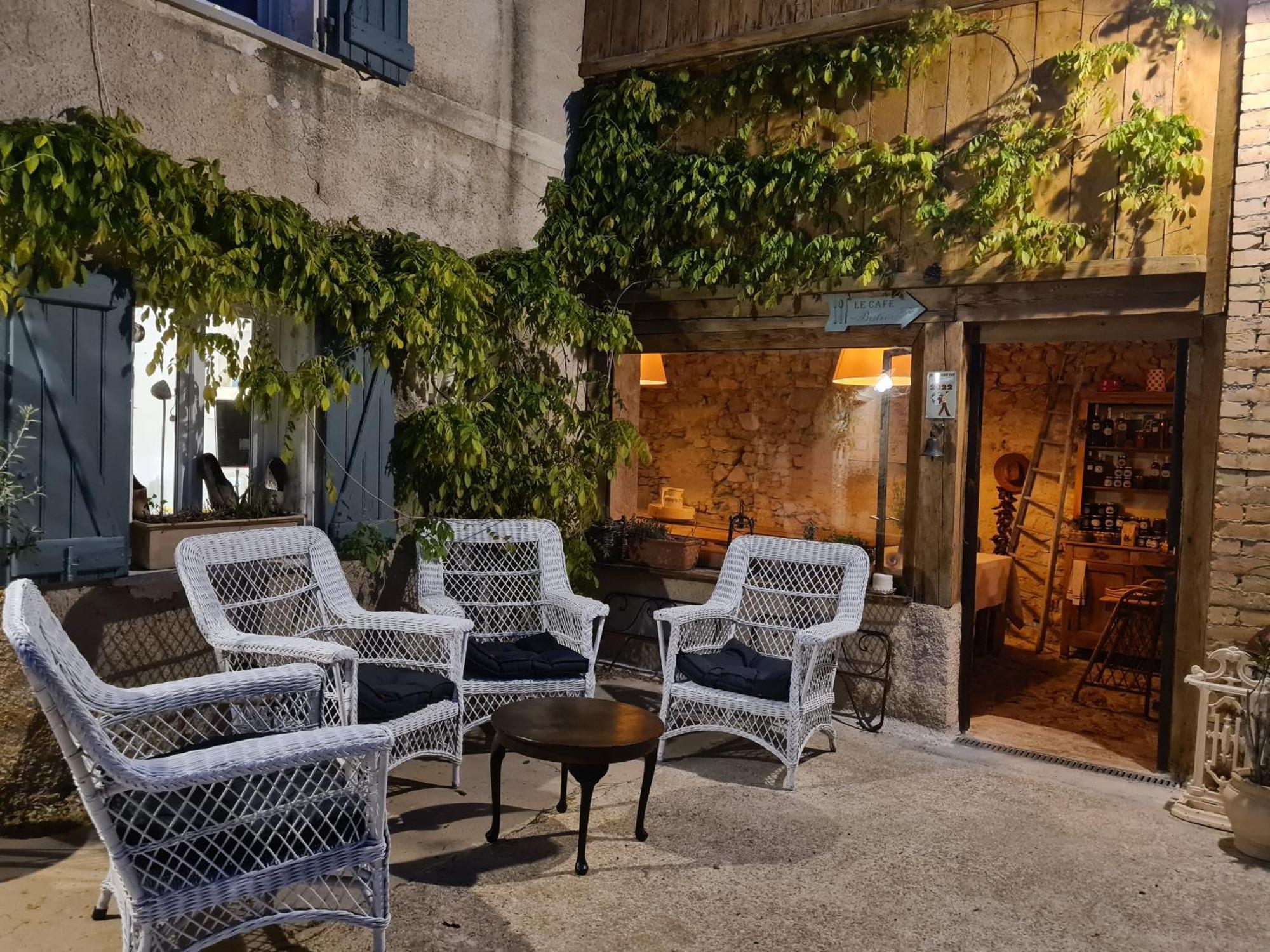 ファイエンス La Ferme Constantinヴィラ 部屋 写真